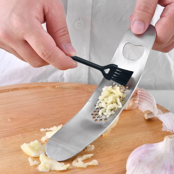 2 PCS Garlic Press with Garlic Peeler, FineGood Garlic Crusher Garlic Press Rocker Stainless Steel Garlic Presser Garlic Mincer with Cleaning Brush - Image 8