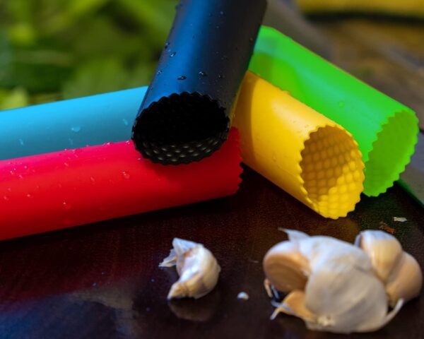 DS. DISTINCTIVE STYLE Silicone Garlic Peeler 5 Pieces Garlic Peeling Tube Roller Useful Kitchen Tools - Multicolored - Image 8